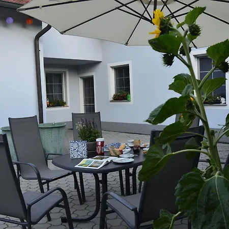 Ferienwohnung Familie Stuhr Staatz Exterior photo