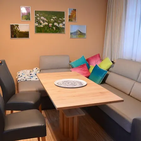 Ferienwohnung Familie Stuhr Staatz Exterior photo